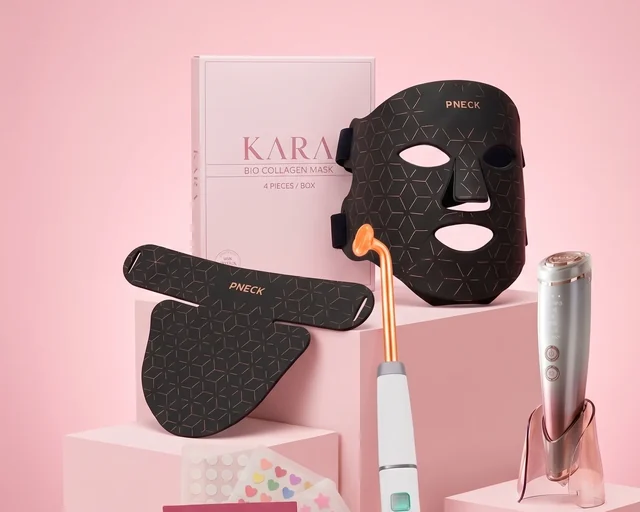 Máscara LED, Collagen Mask y dispositivos faciales de KARA sobre fondo rosa
